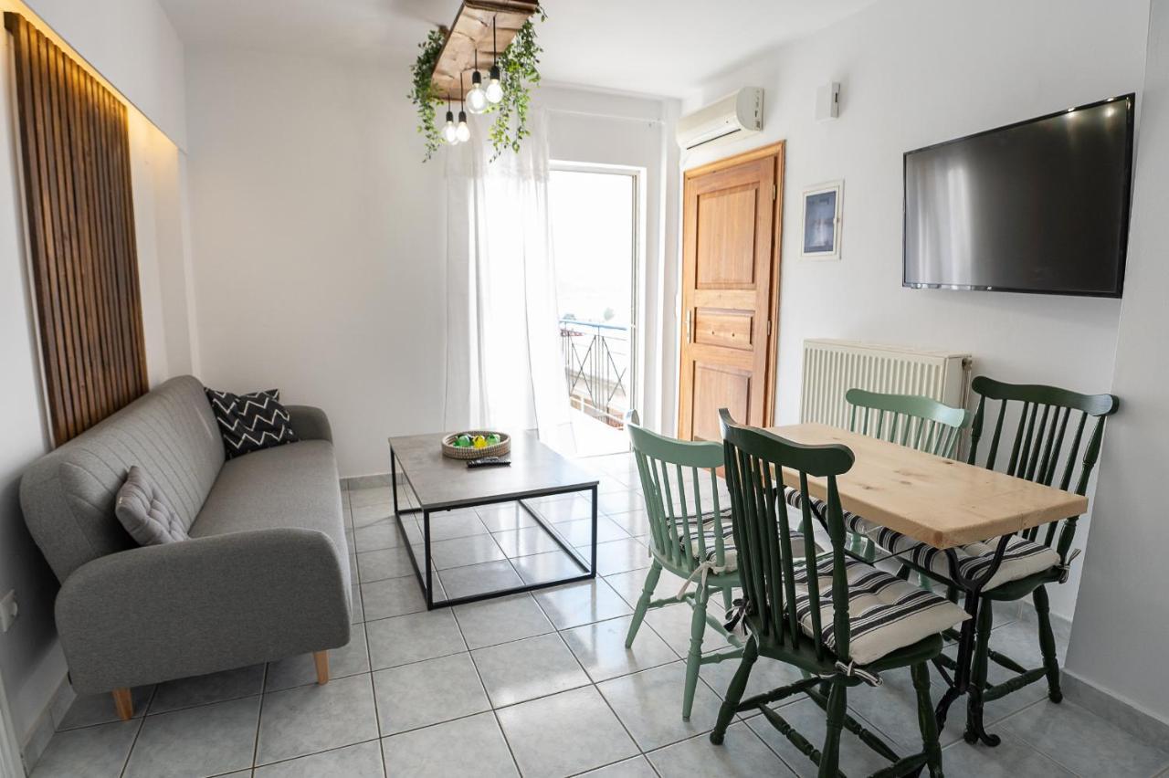 Poros TownCamo'S Houseアパートメント エクステリア 写真